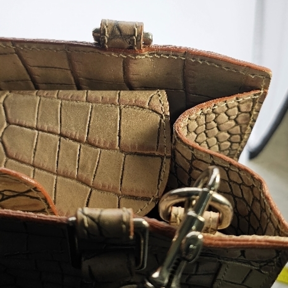 Vintage Dooney & Bourke Bag - Picture 12 of 14